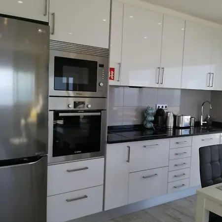 Stunning View Oceanfront Apartment Portimao